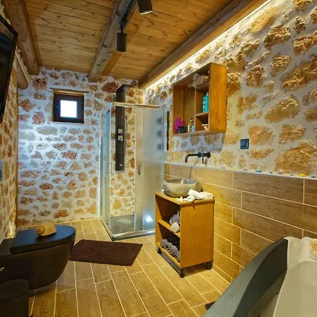 Kallia & George Villa *